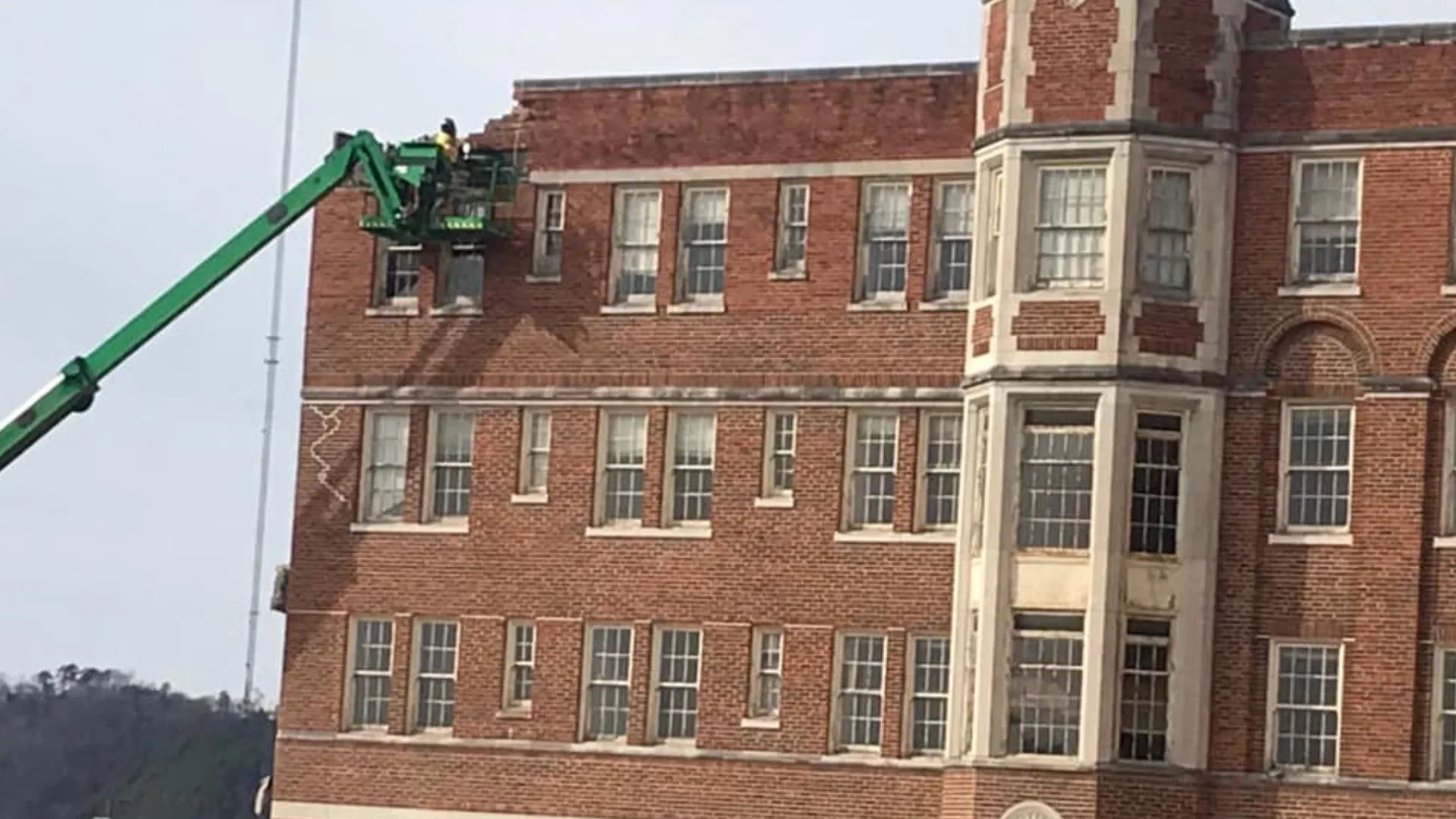 Structural restoration masonry work