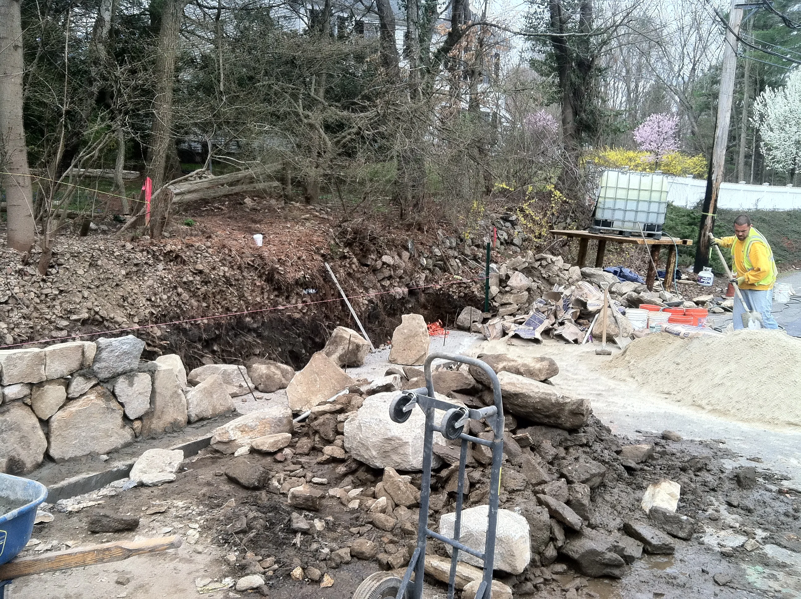 Stone wall New Canaan Main Street masonry
