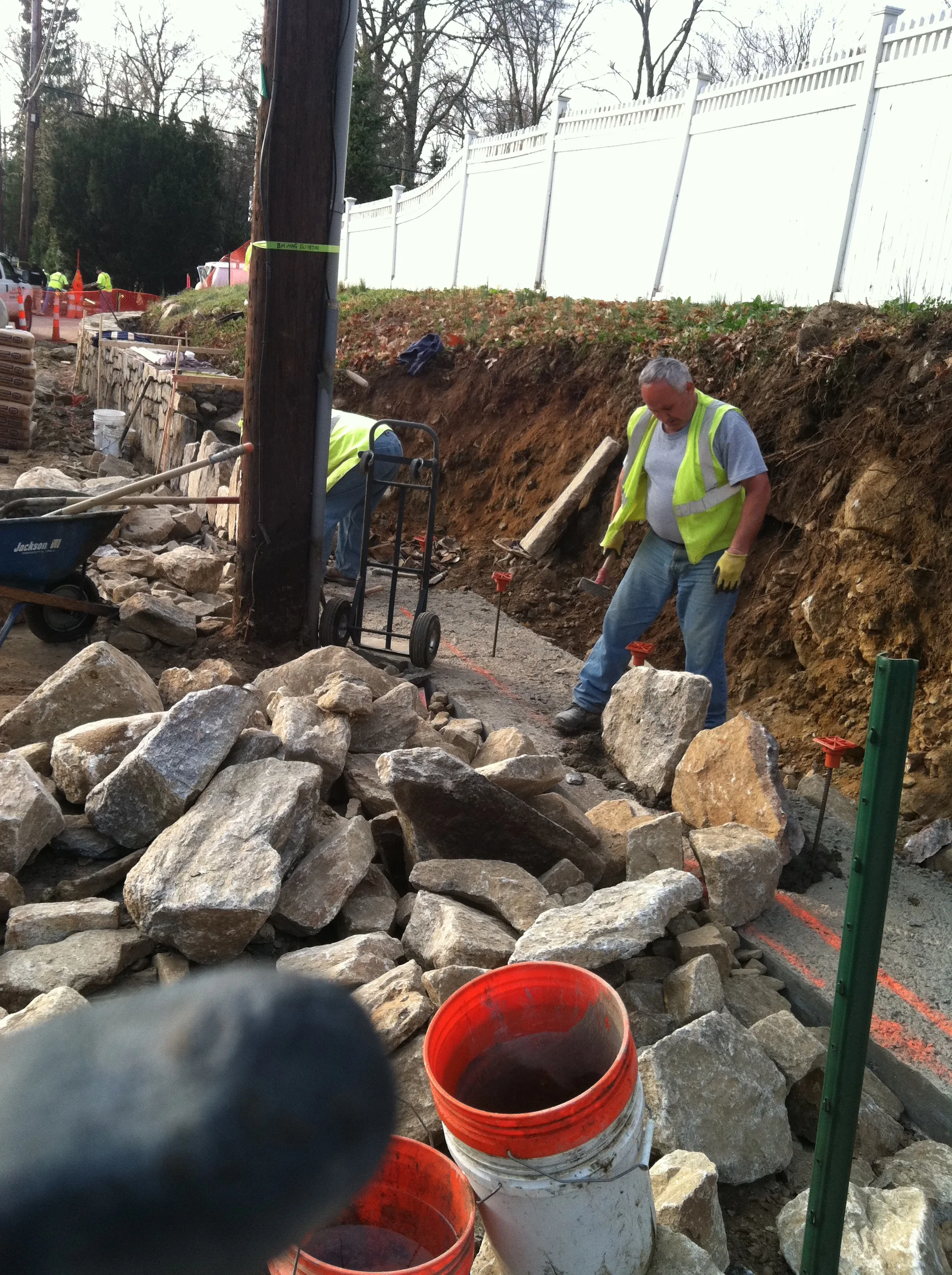 Natural stone wall New Canaan streetscape