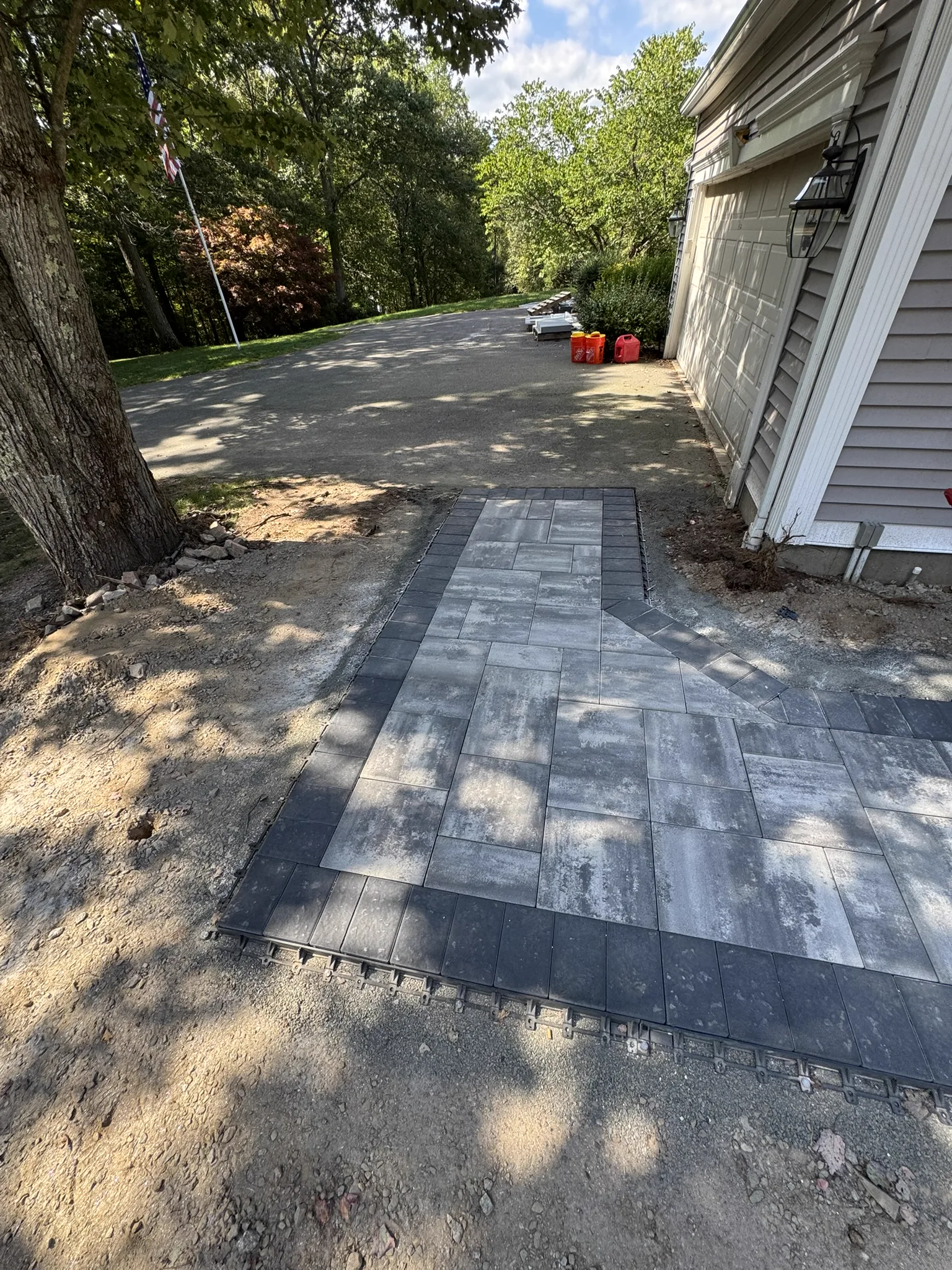 Paver patio with clean edge detail Connecticut